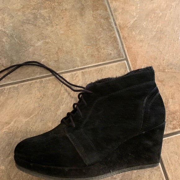 Black suede ankle boots size 8.5 - Picture 3 of 15